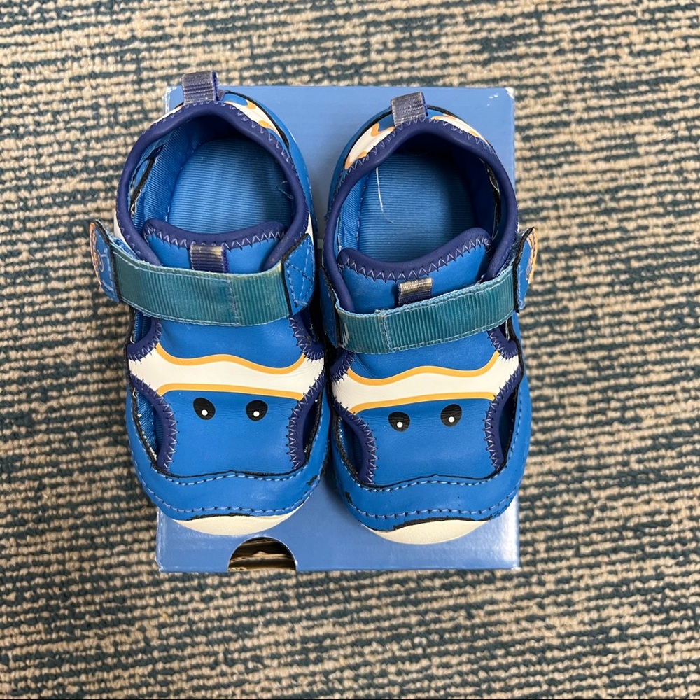 STRIDE RITE | SOFT MOTION
splash sandal
